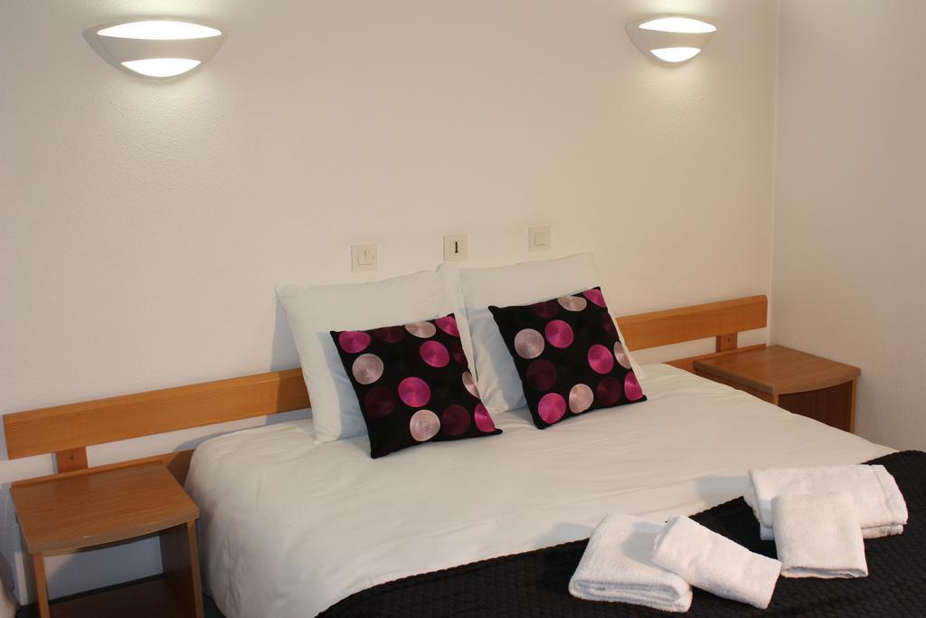 Hotel Vallee Bleue Montalieu-Vercieu Ngoại thất bức ảnh