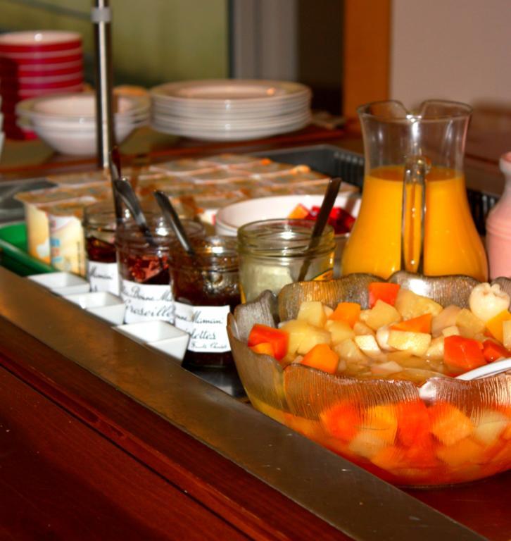 Hotel Vallee Bleue Montalieu-Vercieu Ngoại thất bức ảnh